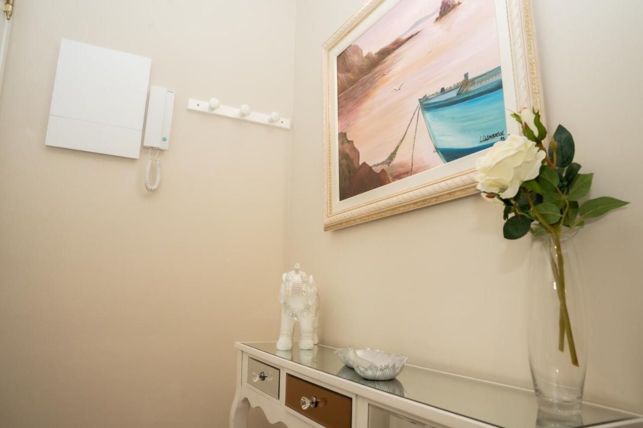 Gallimo Apartaments L'Ampolla Esterno foto